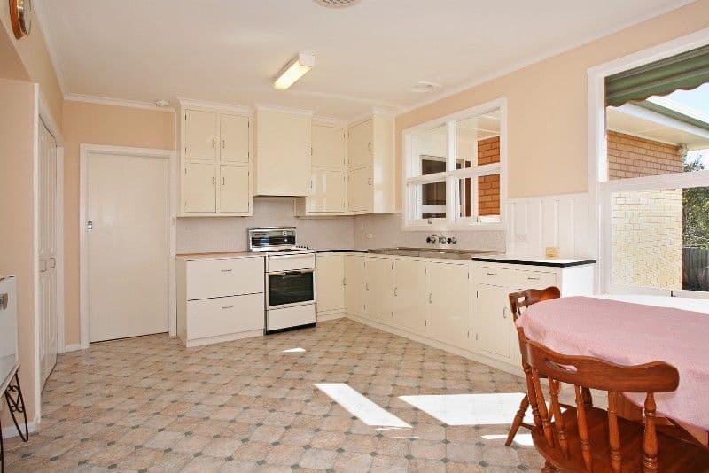 208 Roslyn Road, HIGHTON VIC 3216, Highton - Thumbnail 8