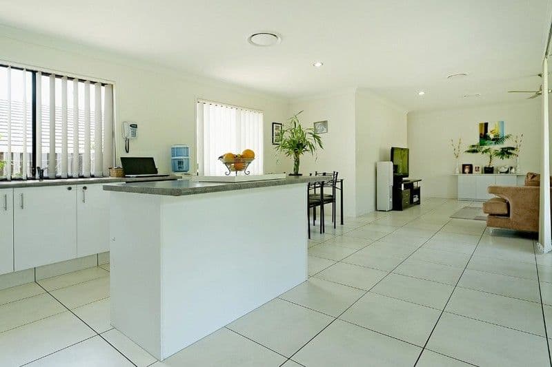7 Garawarra Crescent, UPPER COOMERA QLD 4209, Upper Coomera - Thumbnail 2