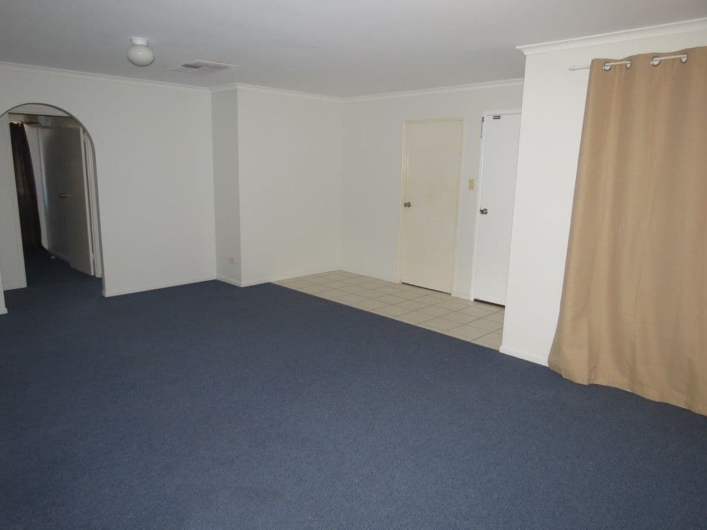 56 Bonython Drive, Emerald QLD 4720, Emerald - Thumbnail 6