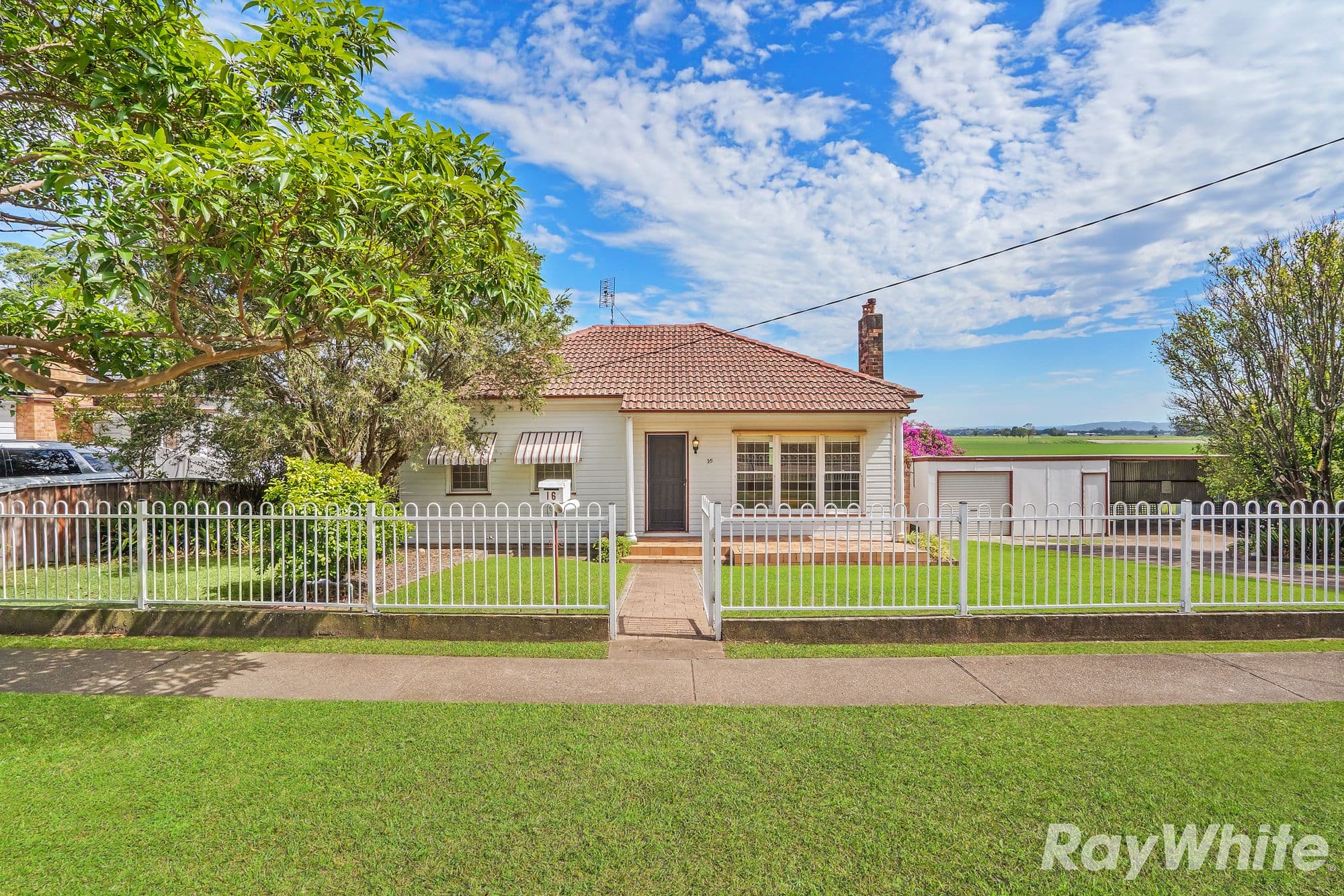 16 Morpeth Road, East Maitland NSW 2323, East Maitland - Thumbnail 2