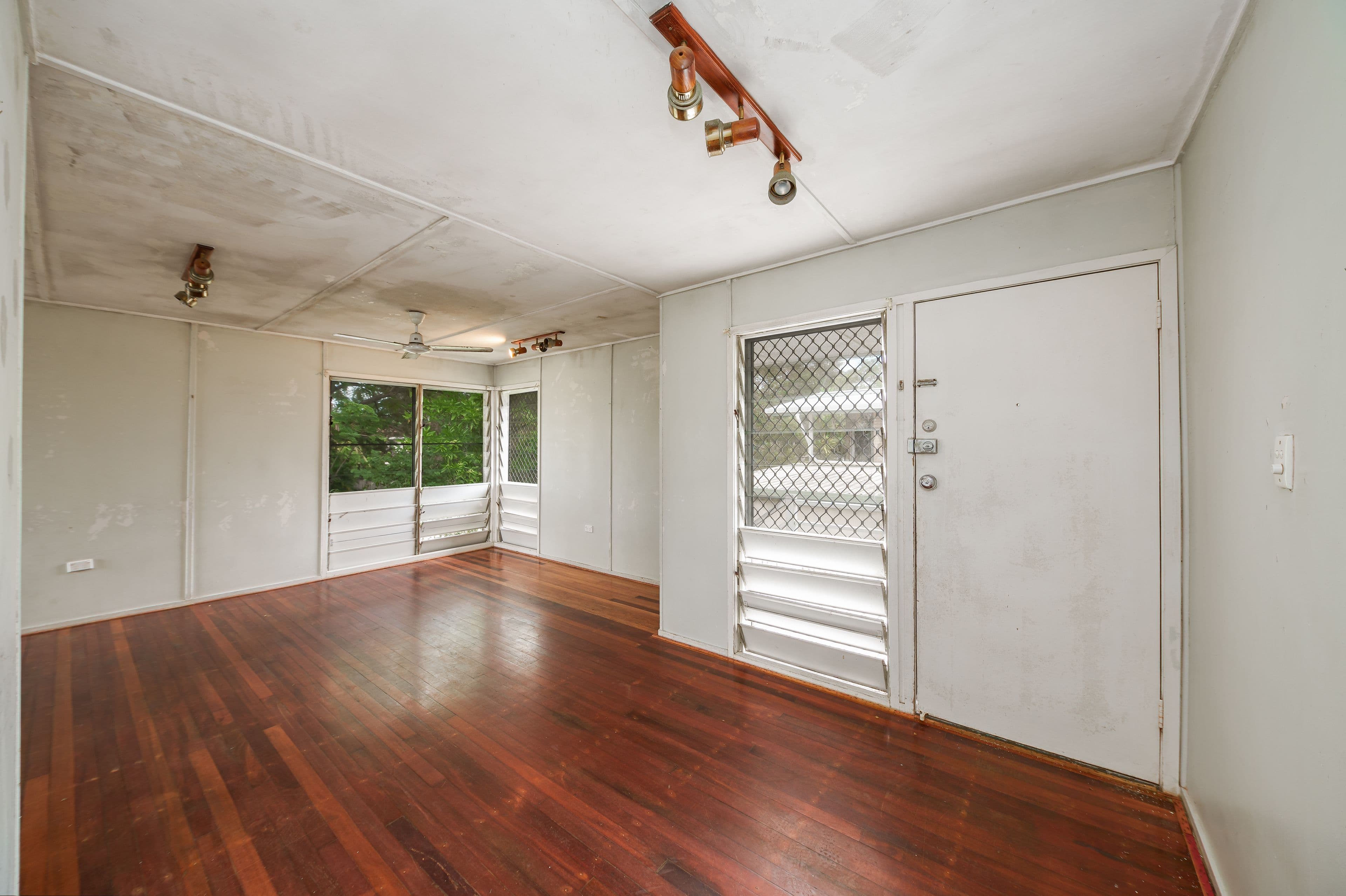 52 Pixley Crescent, Heatley QLD 4814, Heatley - Thumbnail 5