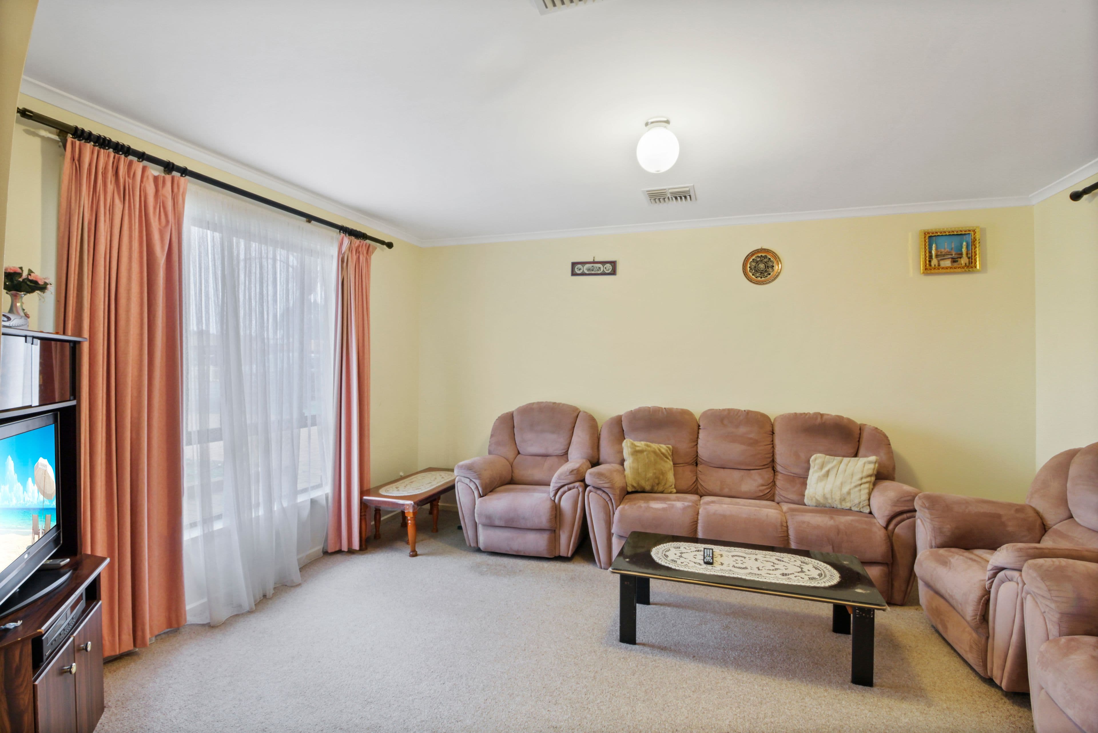 14 Korinthos Street, Renmark SA 5341, Renmark - Thumbnail 2
