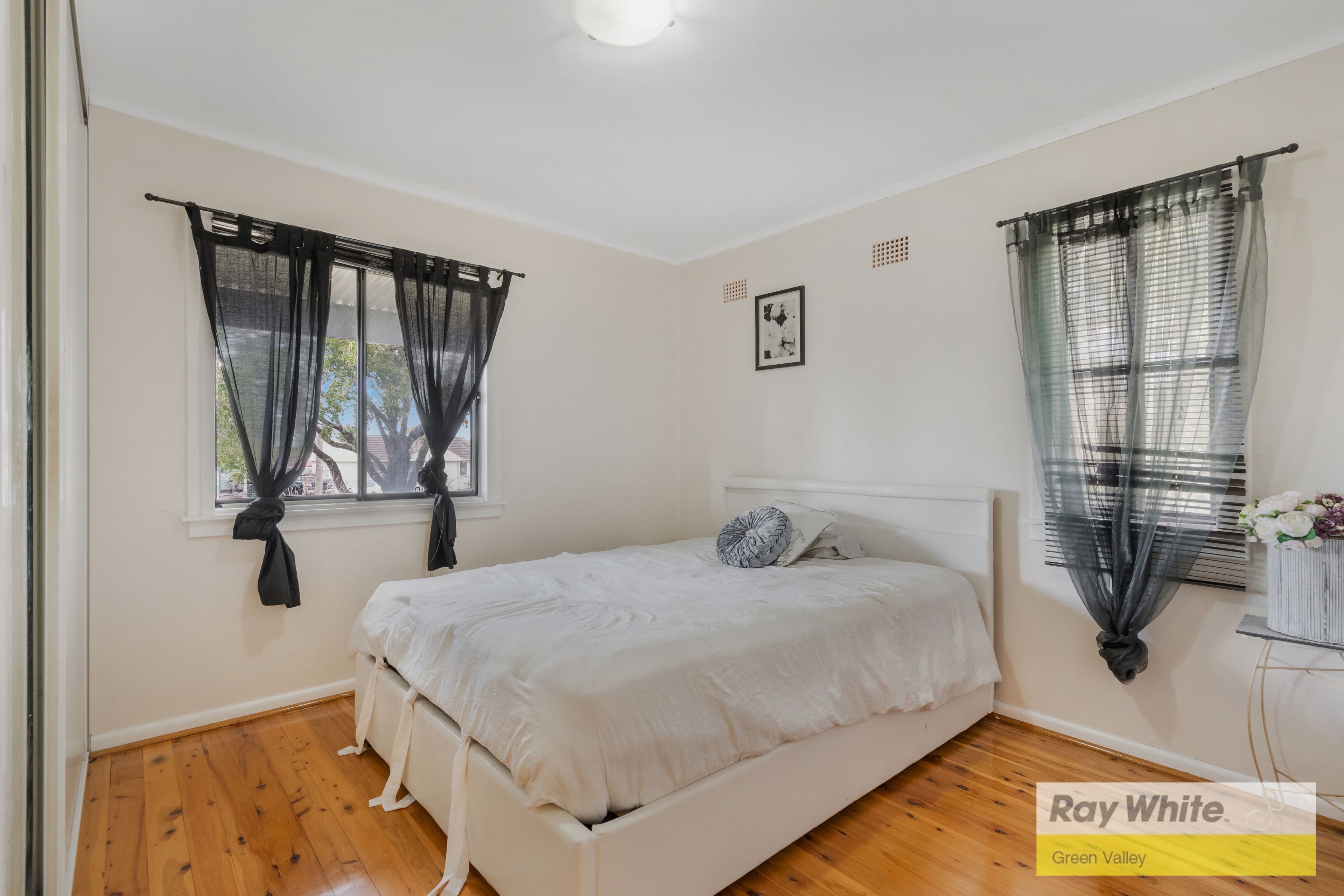 1 canowie Place, Busby NSW 2168, Busby - Thumbnail 8