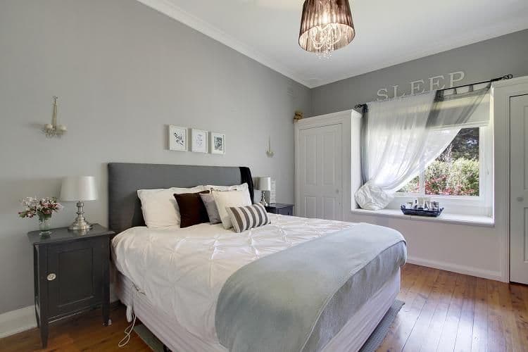 28 Wollondillly Avenue, GOULBURN NSW 2580, Goulburn - Thumbnail 2