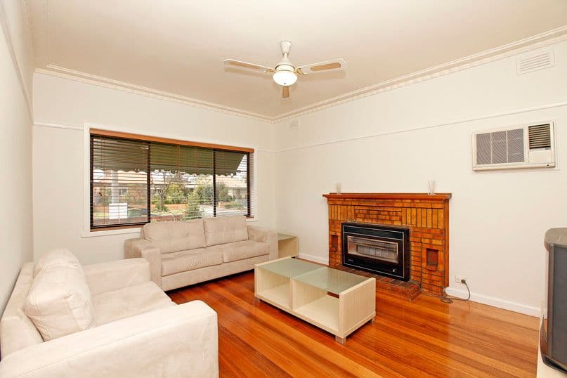 3 Lambassa Grove, RESERVOIR VIC 3073, Reservoir - Thumbnail 2