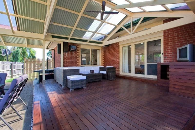 6  McIntyre Close, FERNTREE GULLY VIC 3156, Ferntree Gully - Thumbnail 2