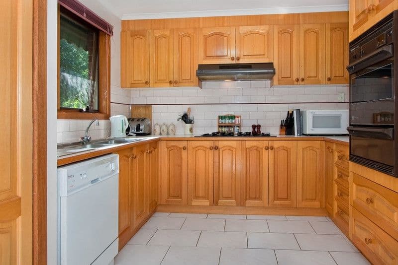 6  McIntyre Close, FERNTREE GULLY VIC 3156, Ferntree Gully - Thumbnail 5