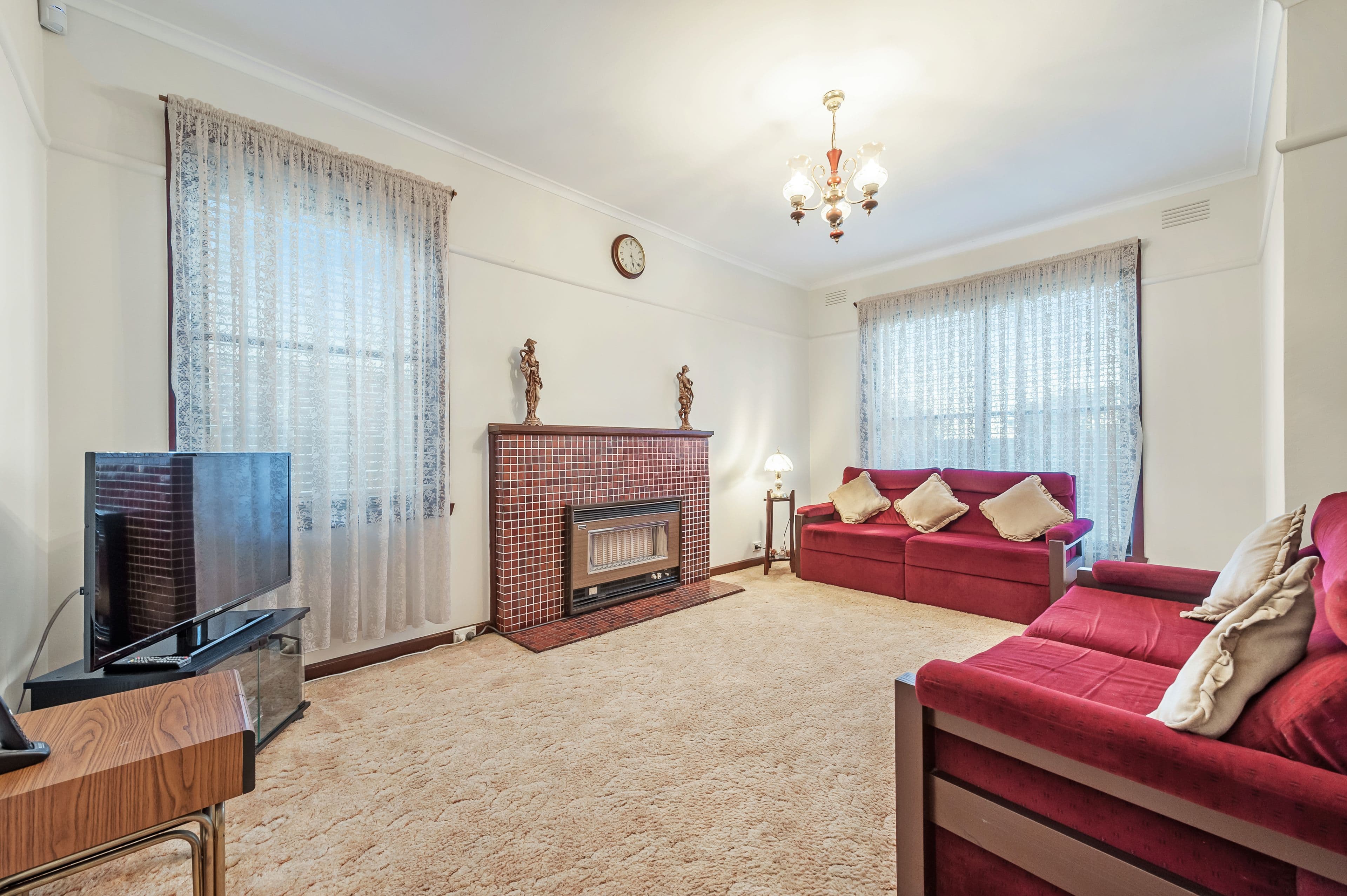 7 Loddon Avenue, Reservoir VIC 3073, Reservoir - Thumbnail 3