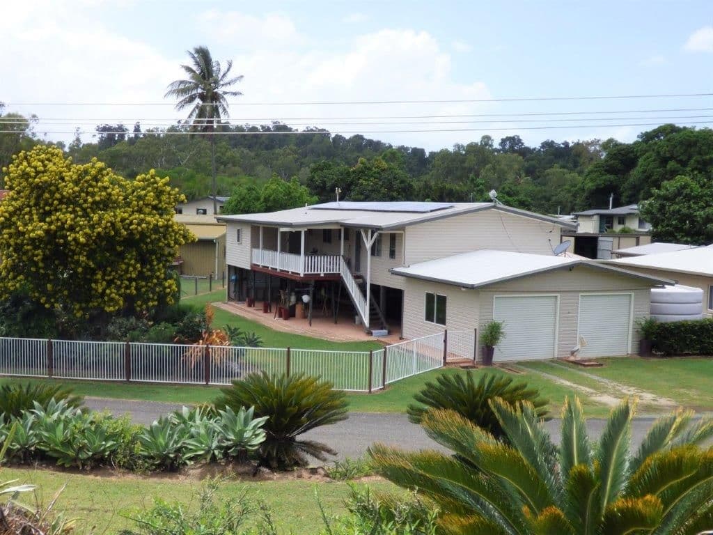 6 Hall Drive, Wilson Beach QLD 4800, Wilson Beach - Image 1