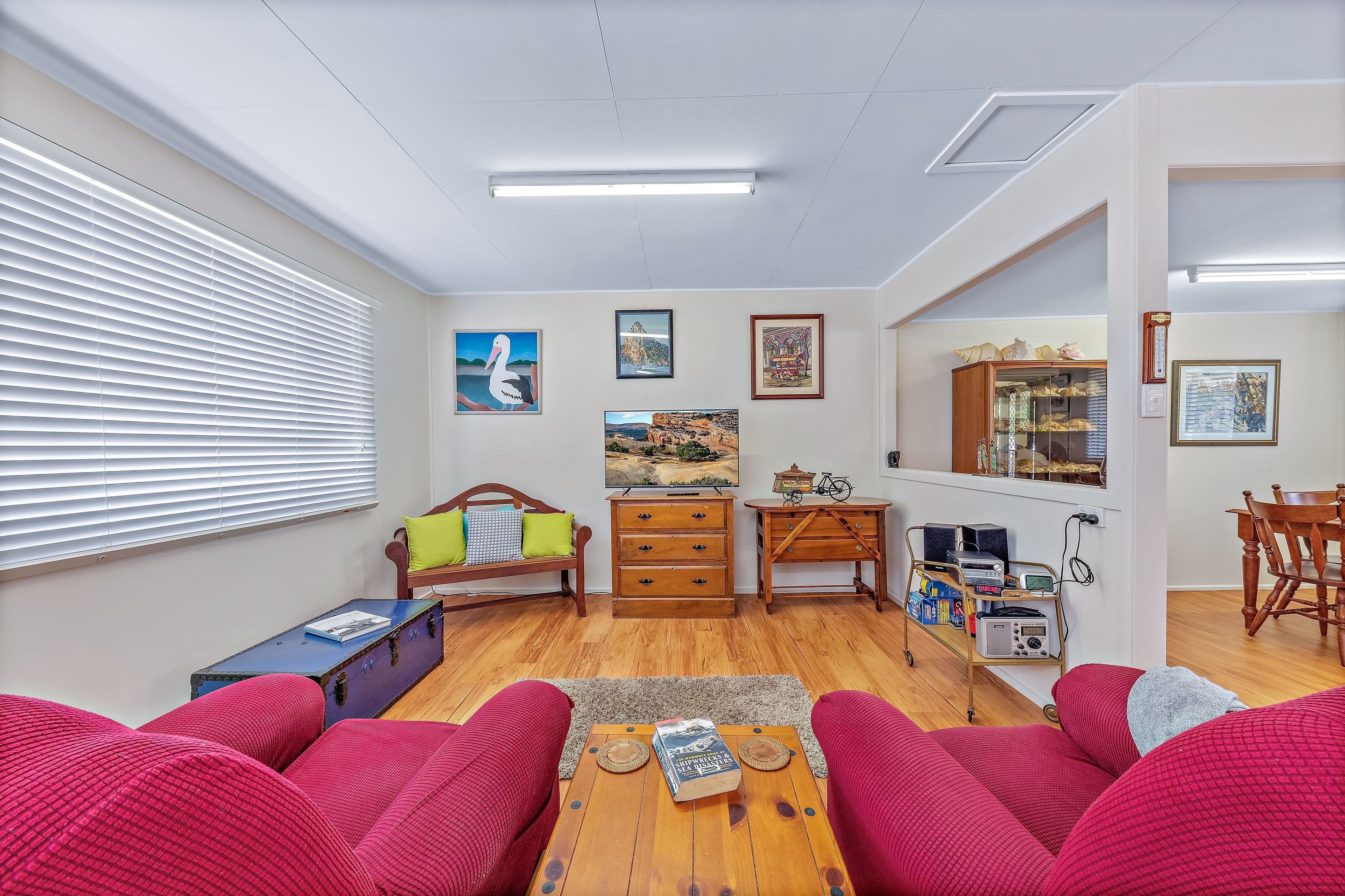 6 Hall Drive, Wilson Beach QLD 4800, Wilson Beach - Thumbnail 4