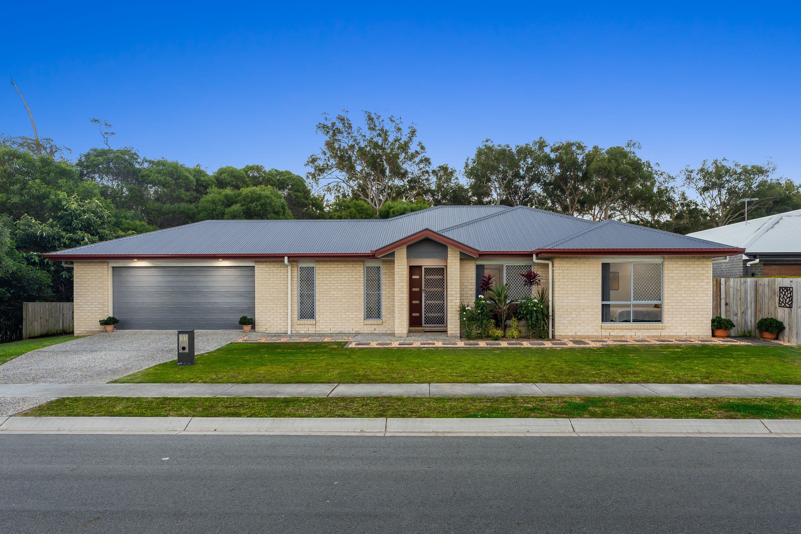35 Tarong Avenue, North Lakes QLD 4509, North Lakes - Thumbnail 2