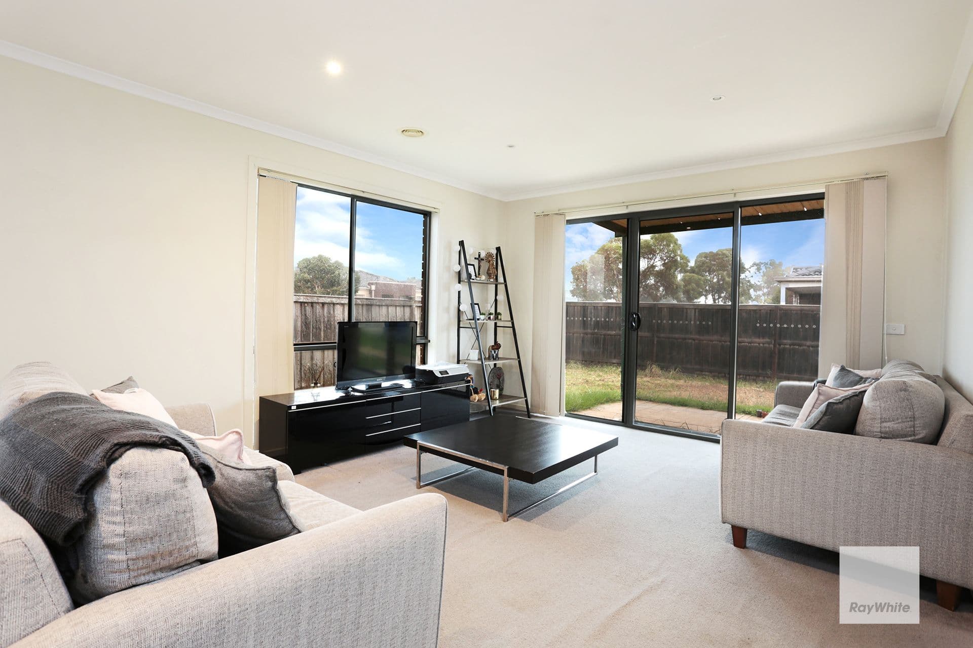 54 Edmund Drive, Tarneit VIC 3029, Tarneit - Thumbnail 2