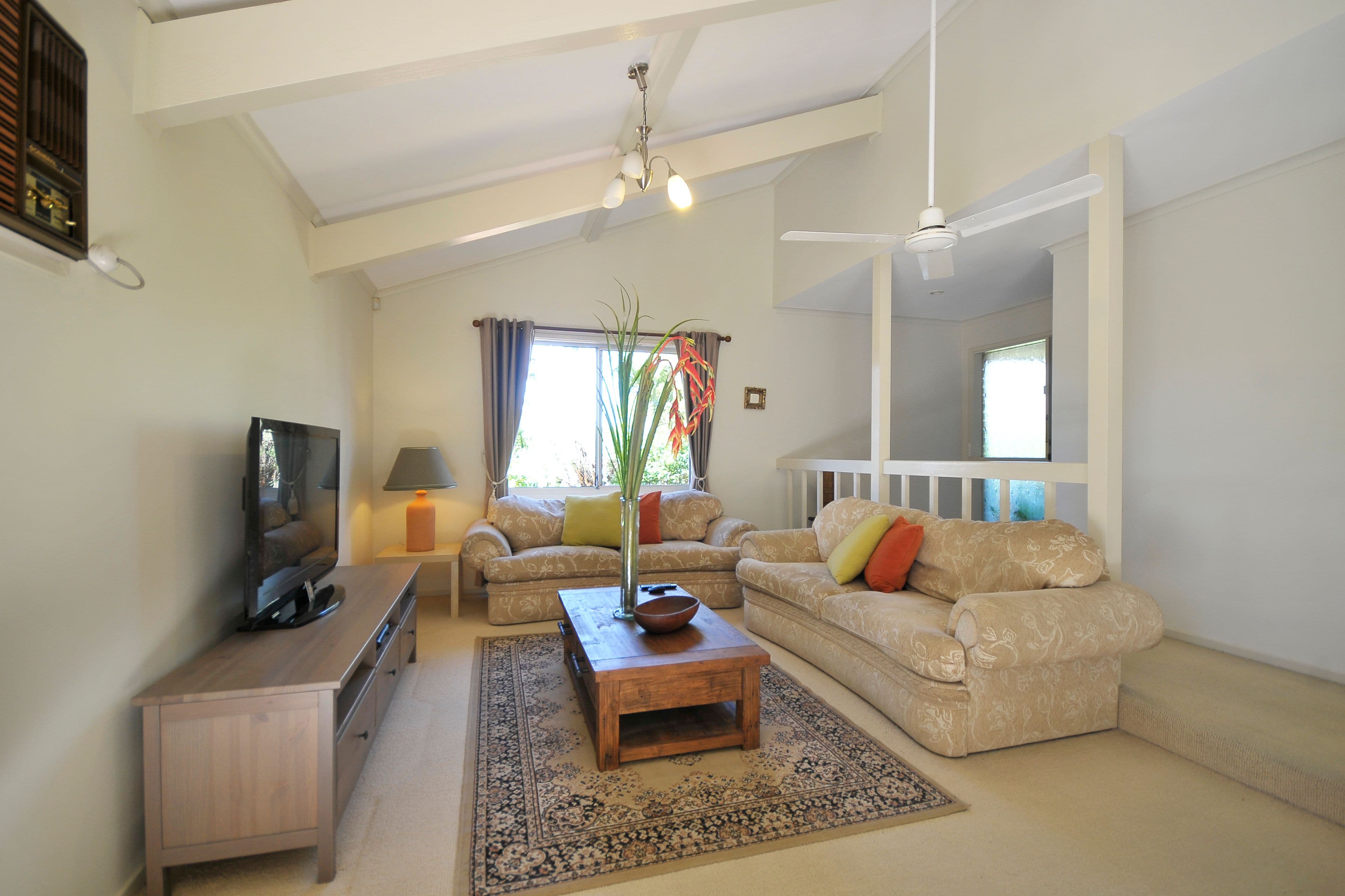 8 Harneil Place, Carrara QLD 4211, Carrara - Thumbnail 7
