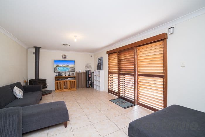 3 Joyce Street, Floraville NSW 2280, Floraville - Thumbnail 3