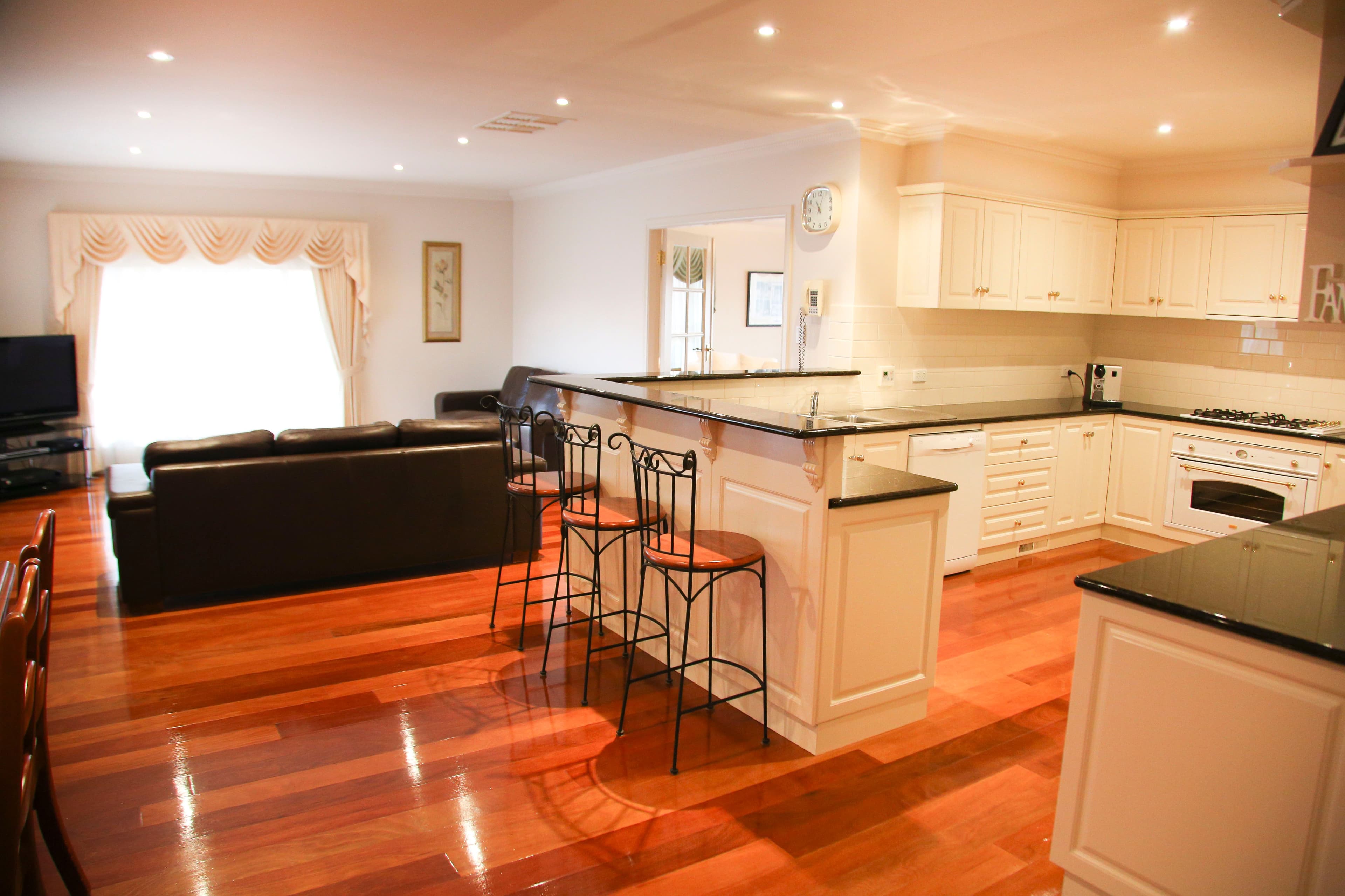 12 Powys Place, Griffith - Thumbnail 6