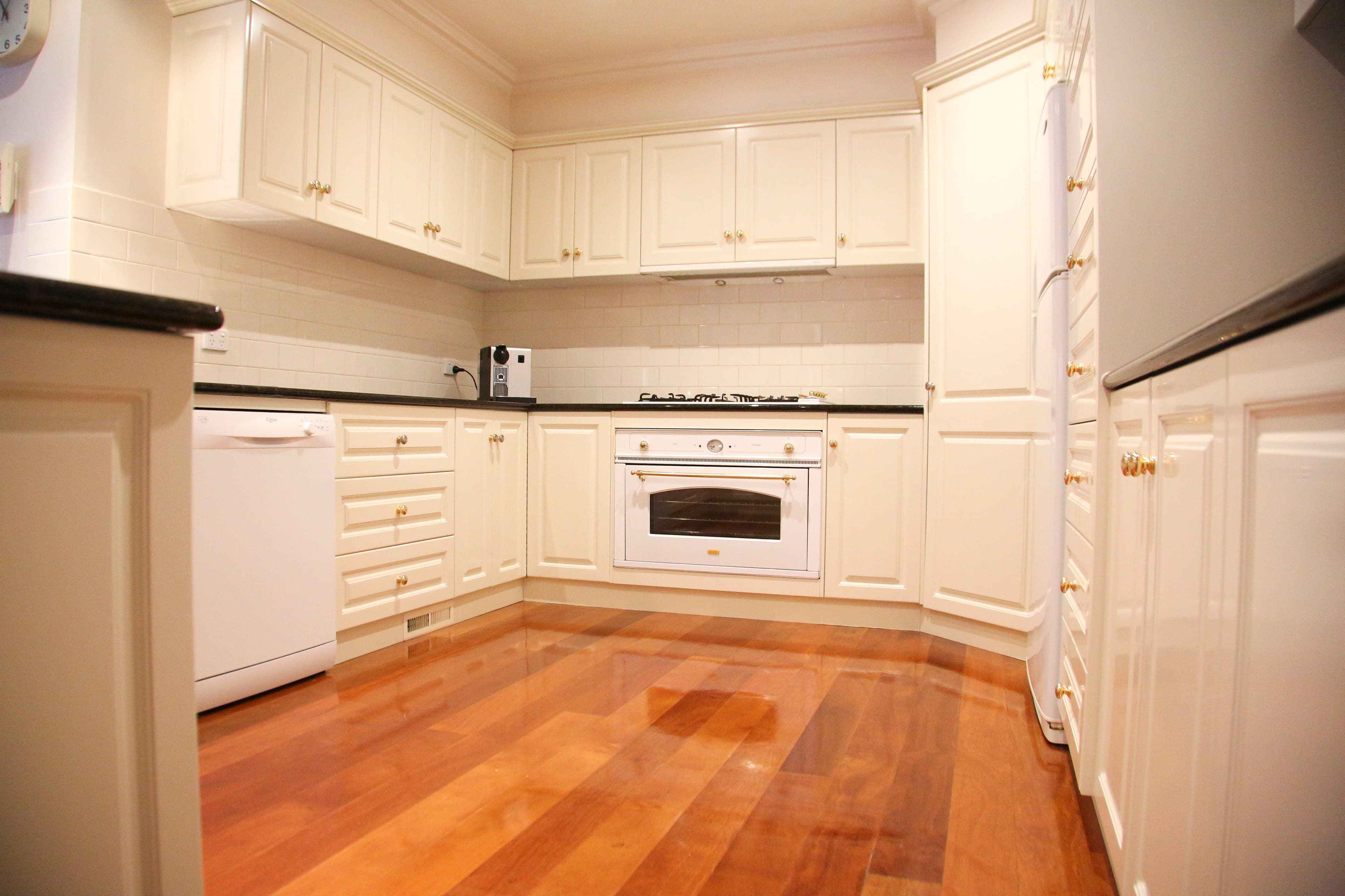 12 Powys Place, Griffith - Thumbnail 8
