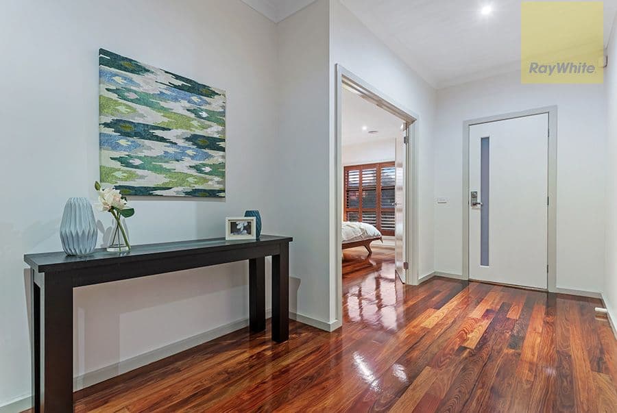 6 Vali Road, Craigieburn VIC 3064, Craigieburn - Thumbnail 2