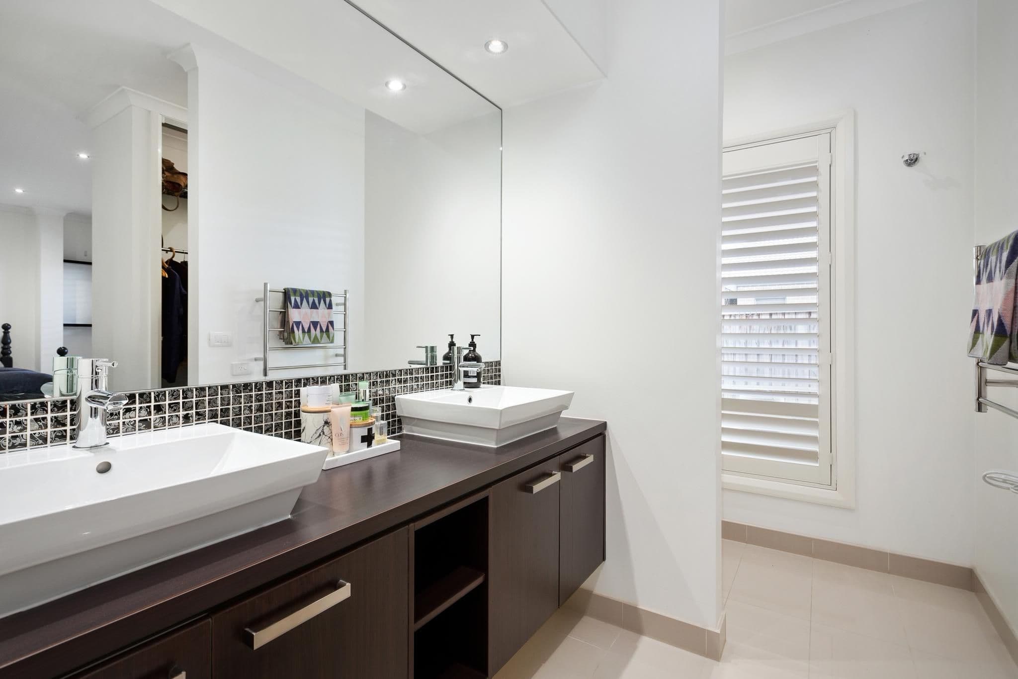 16 Landy Circuit, Pakenham VIC 3810, Pakenham - Thumbnail 4