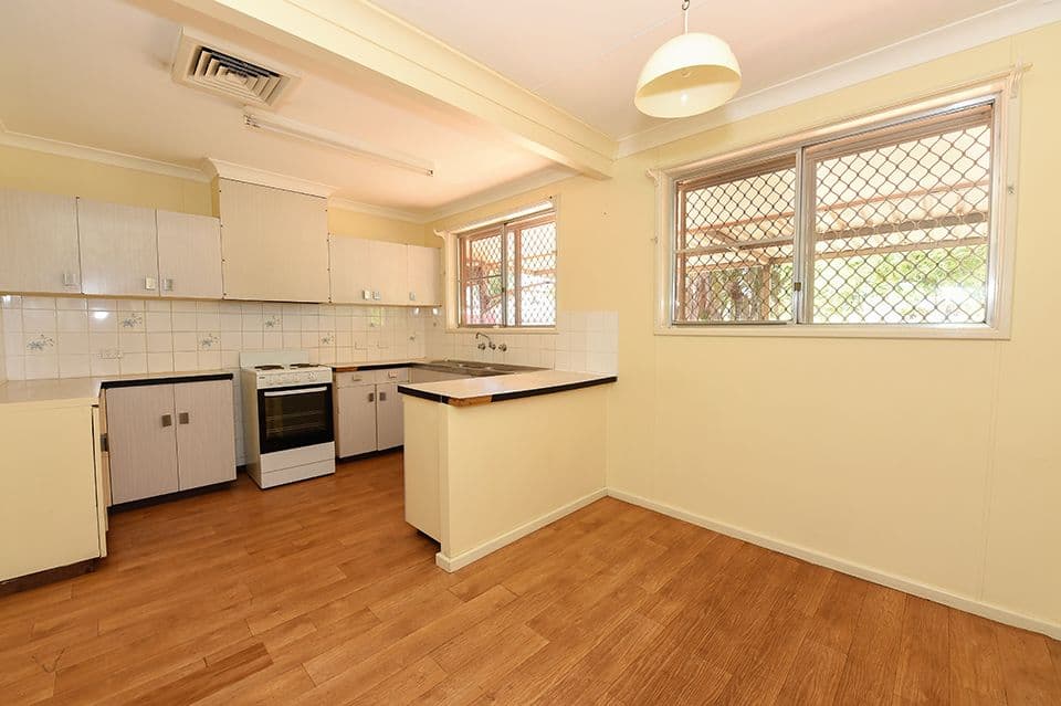 4 Stuart Crescent, Dampier WA 6713, Dampier - Thumbnail 3