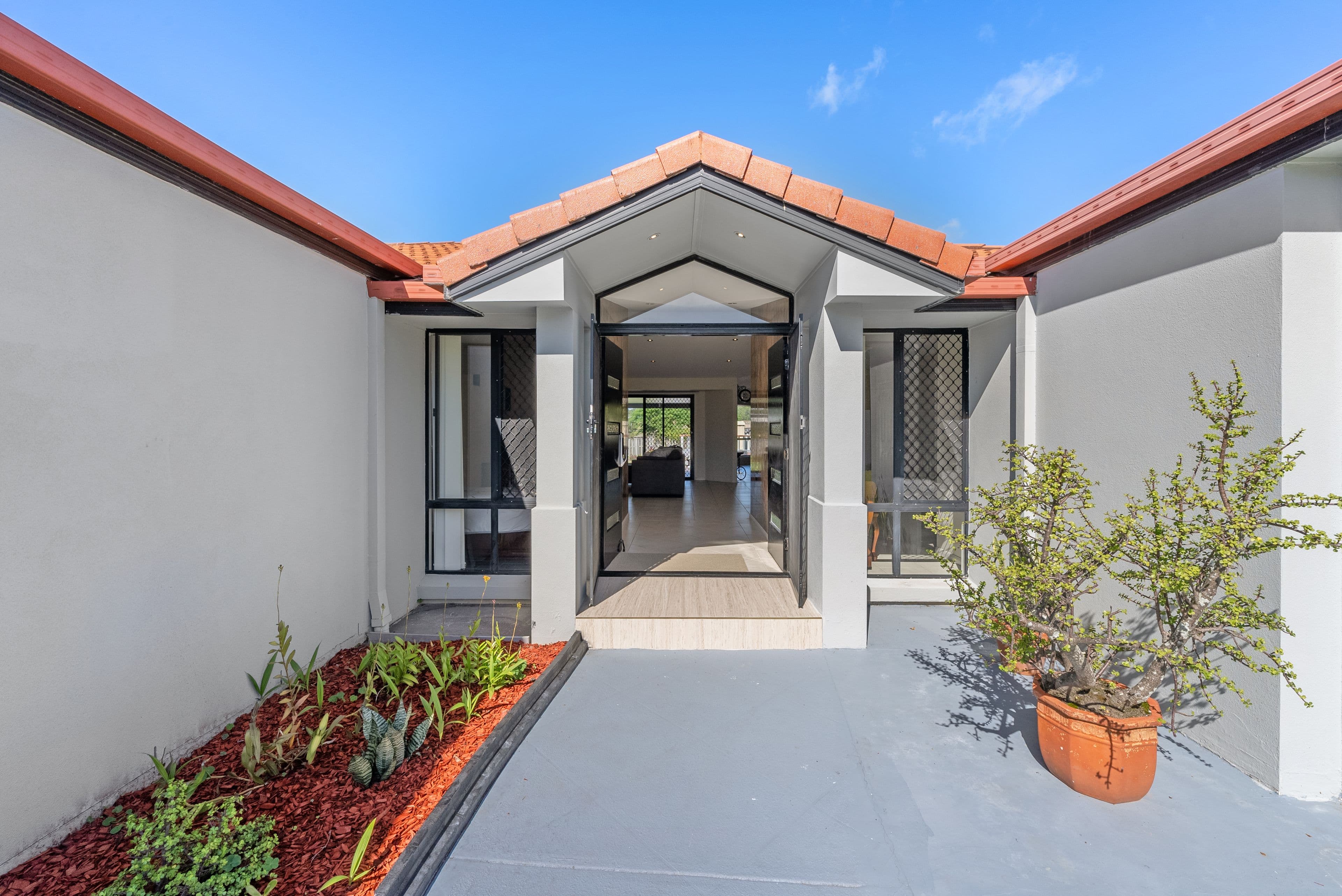16 Chatham Avenue, Pacific Pines QLD 4211, Pacific Pines - Image 1