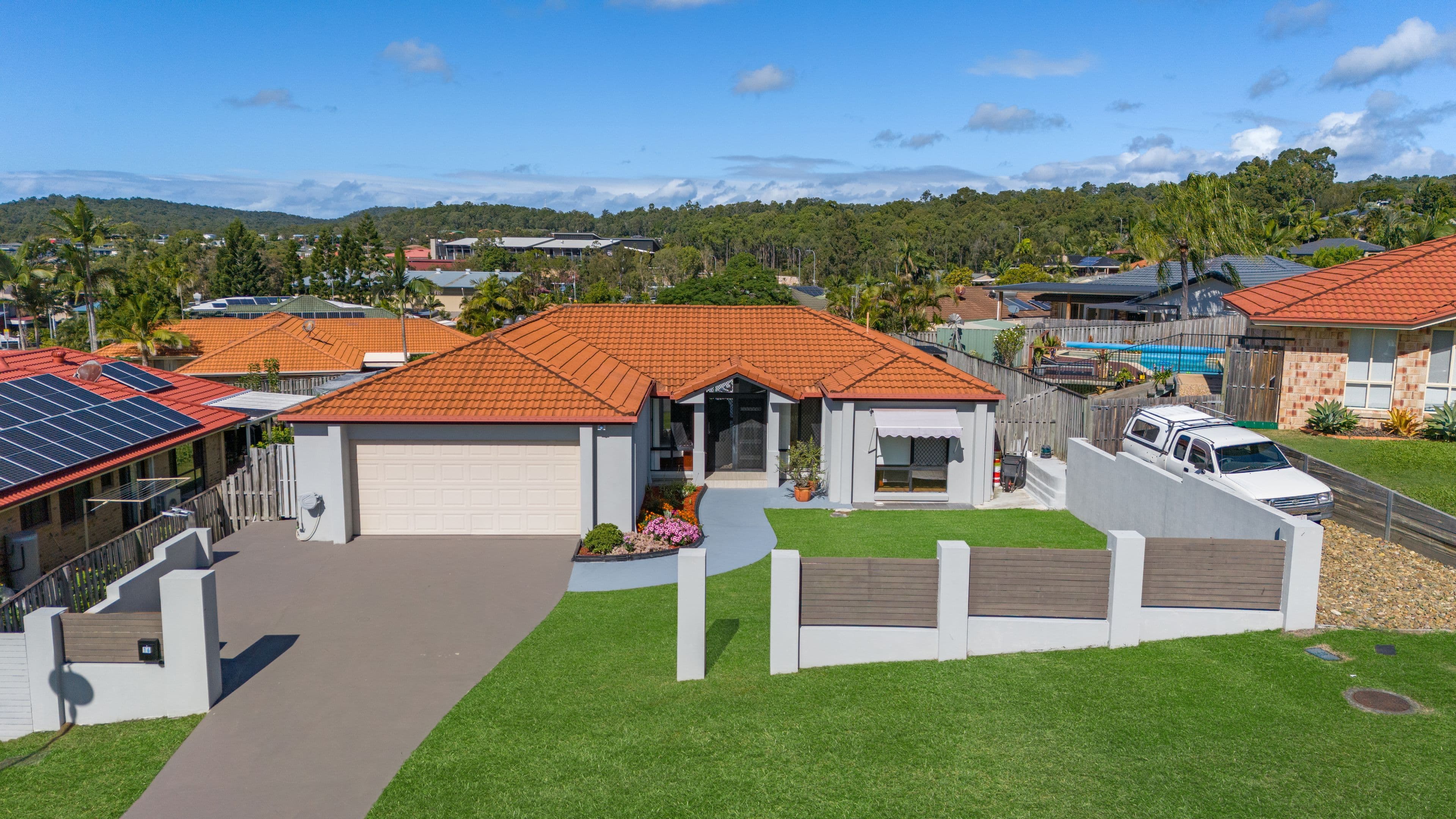 16 Chatham Avenue, Pacific Pines QLD 4211, Pacific Pines - Thumbnail 2