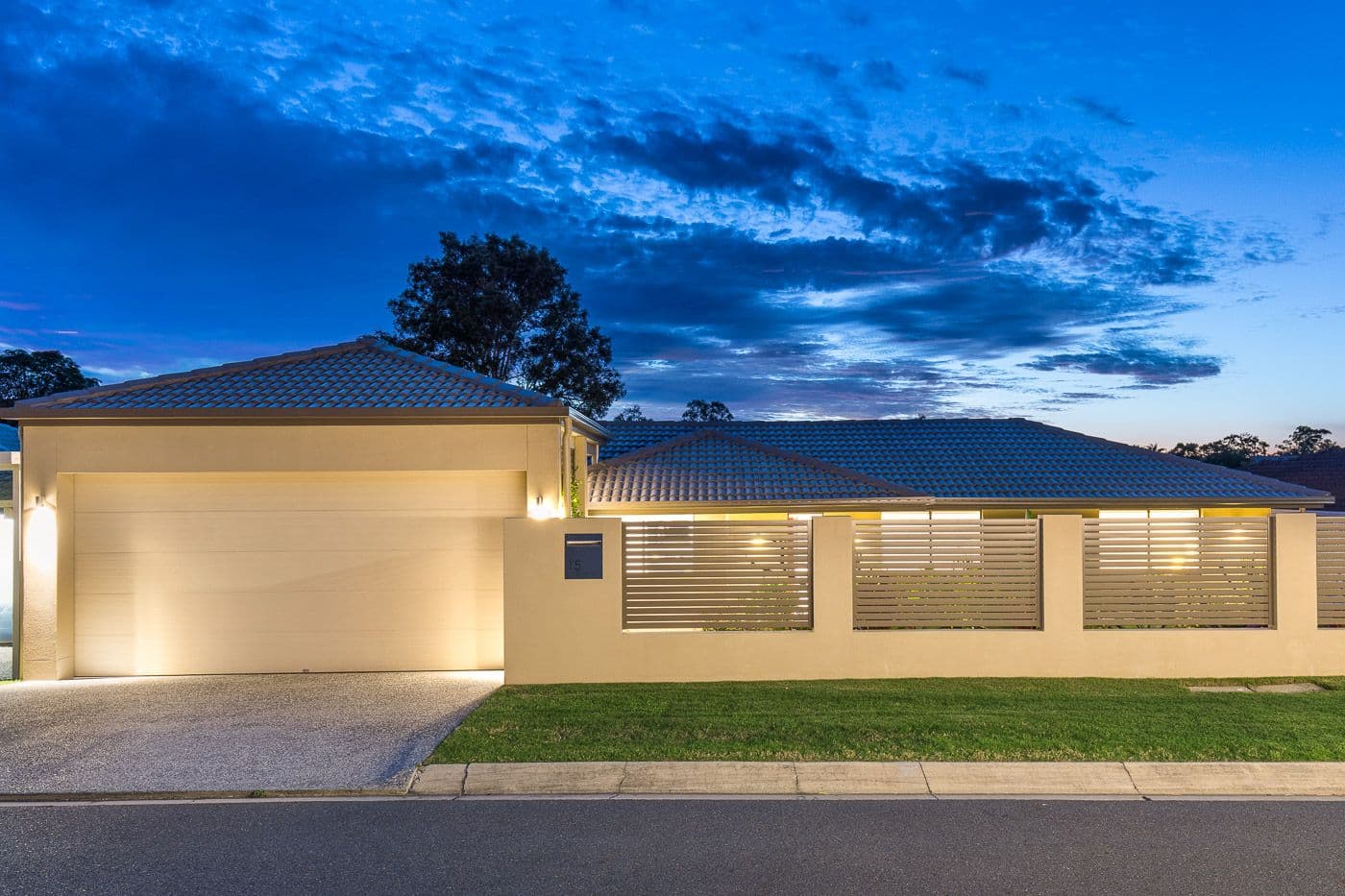 15 Naretha Street, Carindale QLD 4152, Carindale - Thumbnail 2