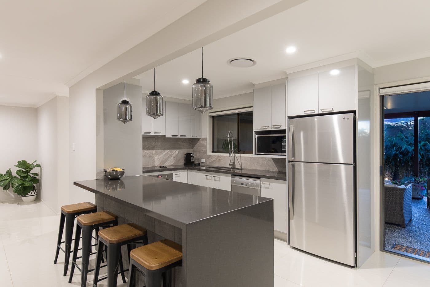 15 Naretha Street, Carindale QLD 4152, Carindale - Thumbnail 4