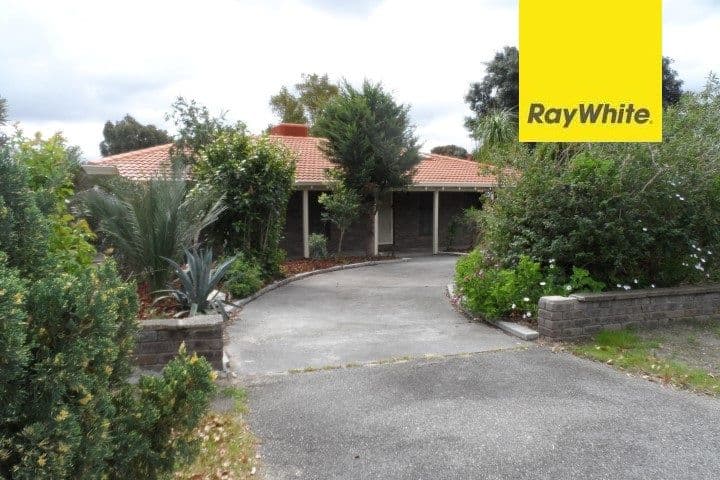 10 Harlow Street, Camillo WA 6111, Camillo - Image 1