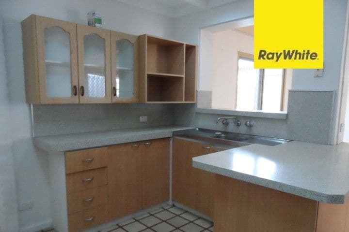 10 Harlow Street, Camillo WA 6111, Camillo - Thumbnail 3