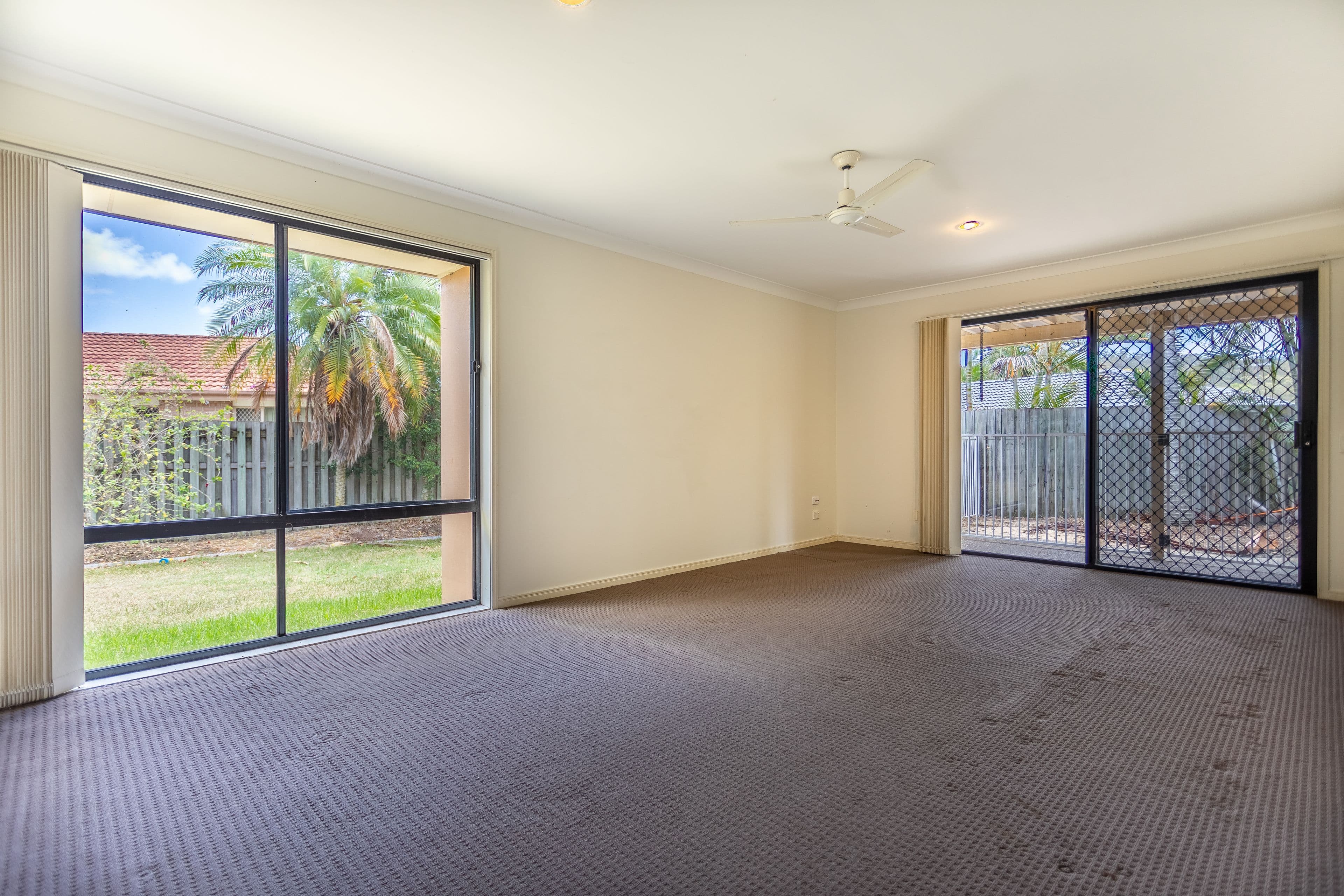 4 Crowsnest Close, Parkwood QLD 4214, Parkwood - Thumbnail 4