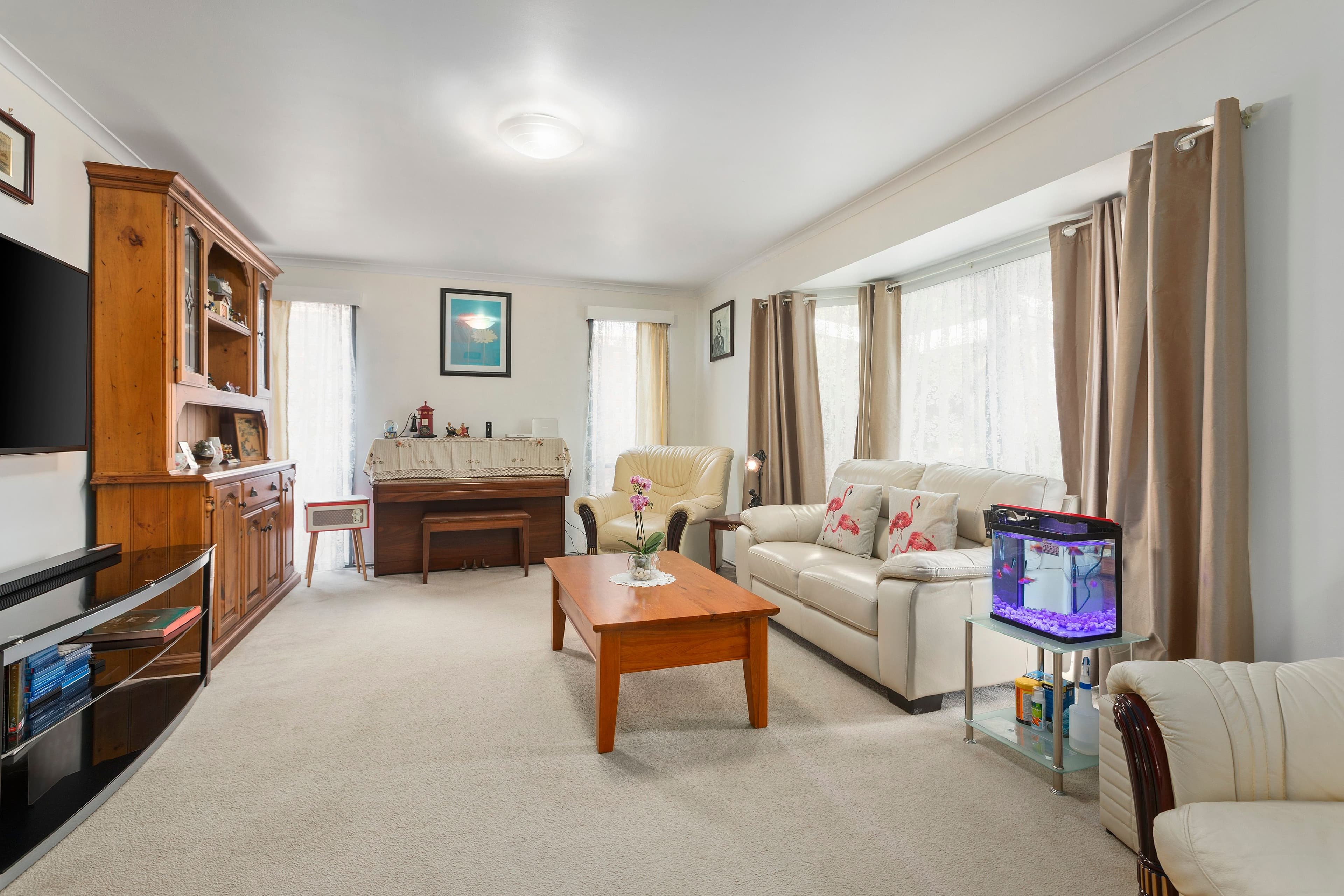 49 Santa Rosa Boulevard, Doncaster East VIC 3109, Doncaster East - Thumbnail 2