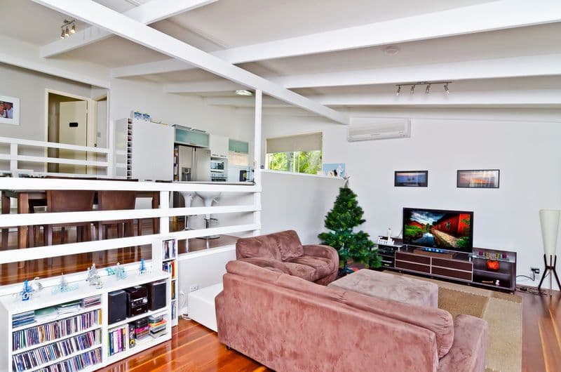 6 Wiluna Court, ELANORA QLD 4221, Elanora - Thumbnail 5
