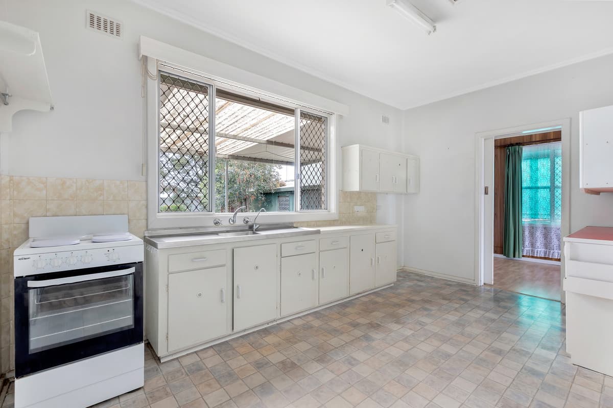 51 Hamblynn Road, Elizabeth Downs SA 5113, Elizabeth Downs - Thumbnail 5