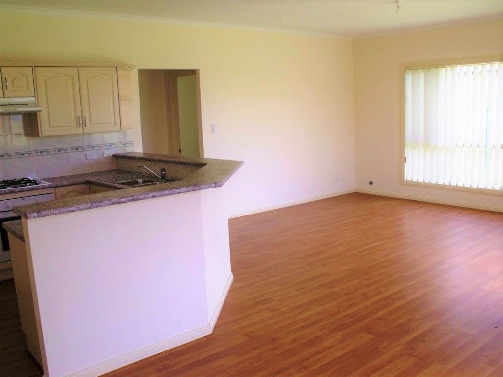 19 Hannah Road, Munno Para West SA 5115, Munno Para West - Thumbnail 4