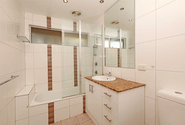 4 Tovey Street, RESERVOIR VIC 3073, Reservoir - Thumbnail 2