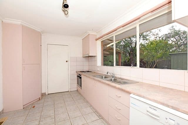 4 Tovey Street, RESERVOIR VIC 3073, Reservoir - Thumbnail 6