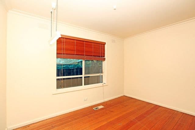 4 Tovey Street, RESERVOIR VIC 3073, Reservoir - Thumbnail 8