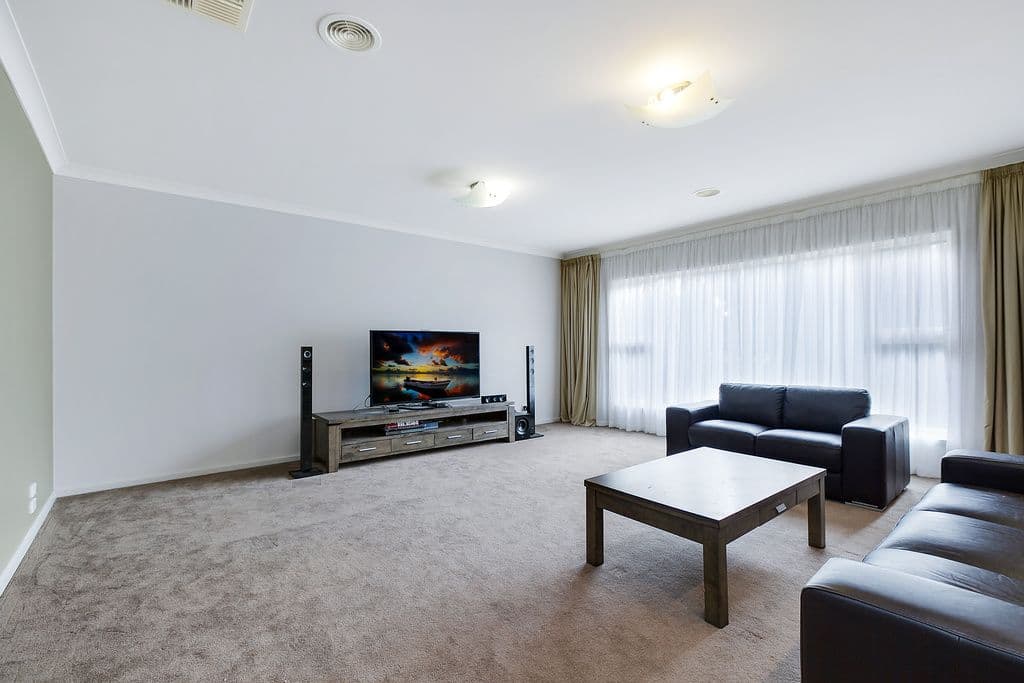 12 Shine Walk,, Epping VIC 3076, Epping - Thumbnail 4