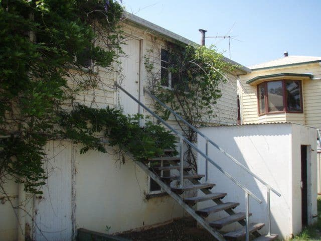 96A Galatea Street, CHARLEVILLE QLD 4470, Charleville - Thumbnail 5