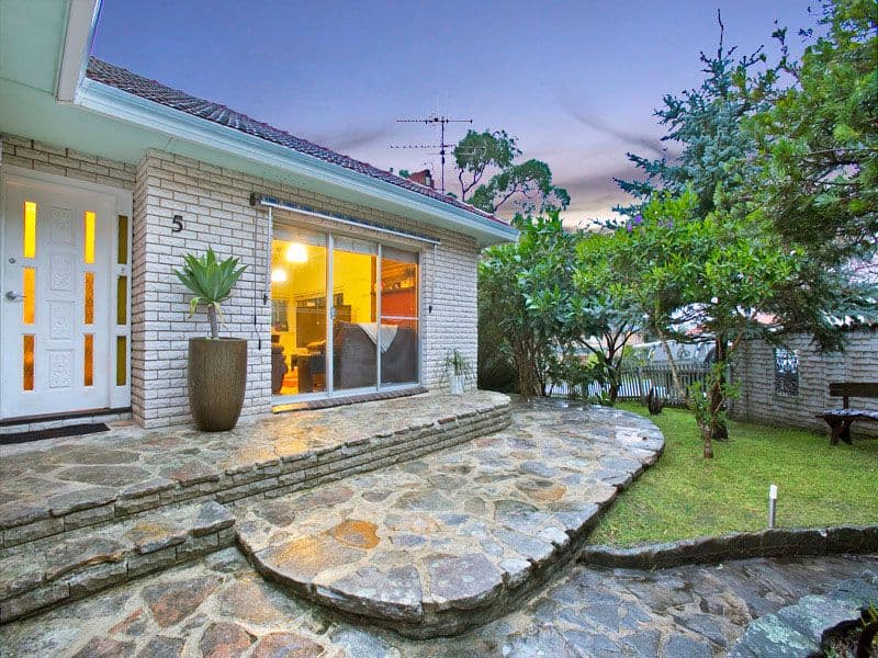 5 Highview Cresent, OYSTER BAY NSW 2225, Oyster Bay - Thumbnail 3