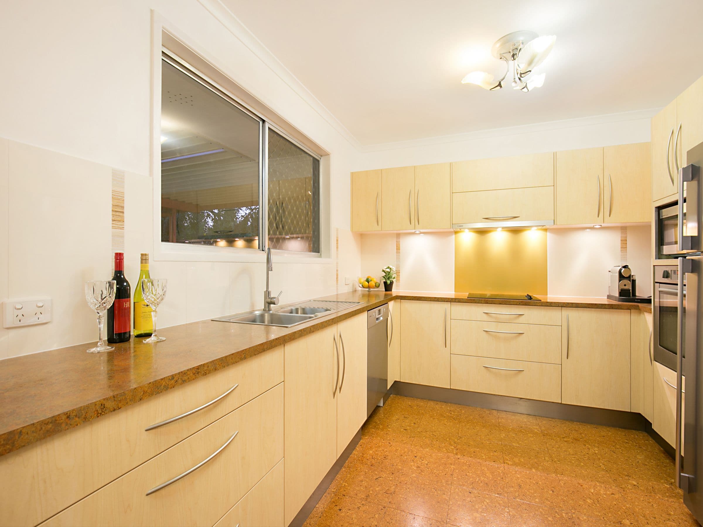 12 Walbrook Avenue, Springwood QLD 4127, Springwood - Thumbnail 5