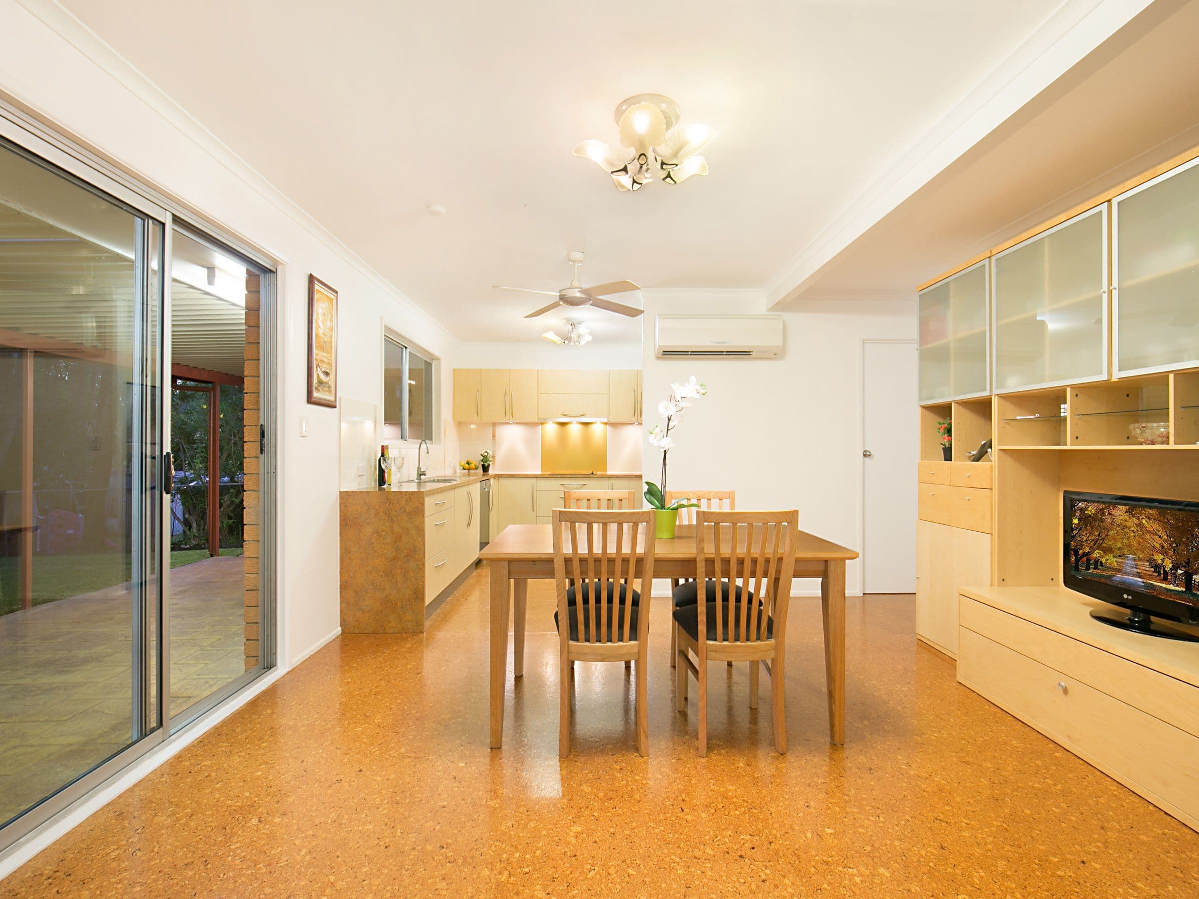 12 Walbrook Avenue, Springwood QLD 4127, Springwood - Thumbnail 6