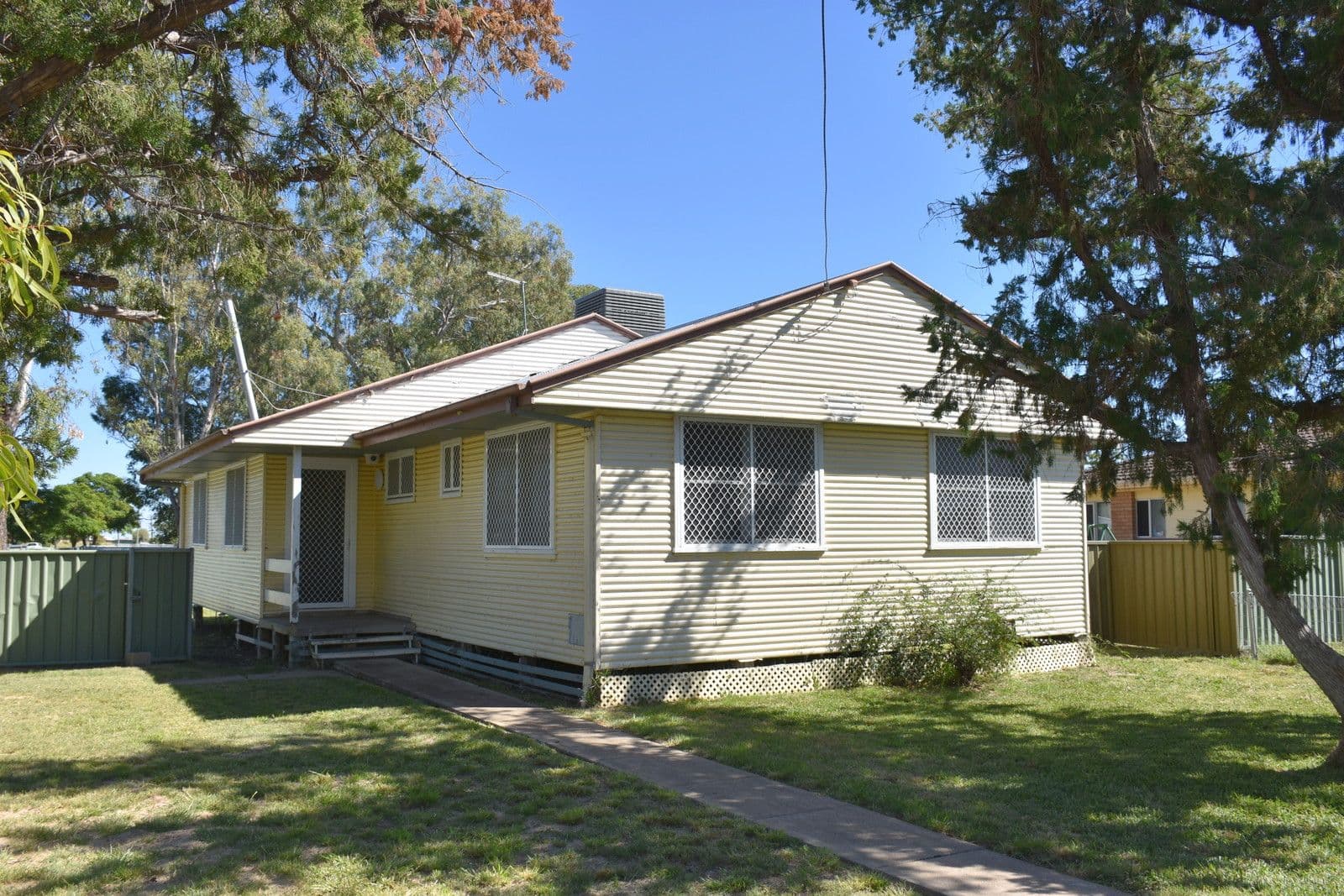 371 Chester Street, Moree NSW 2400, Moree - Thumbnail 2