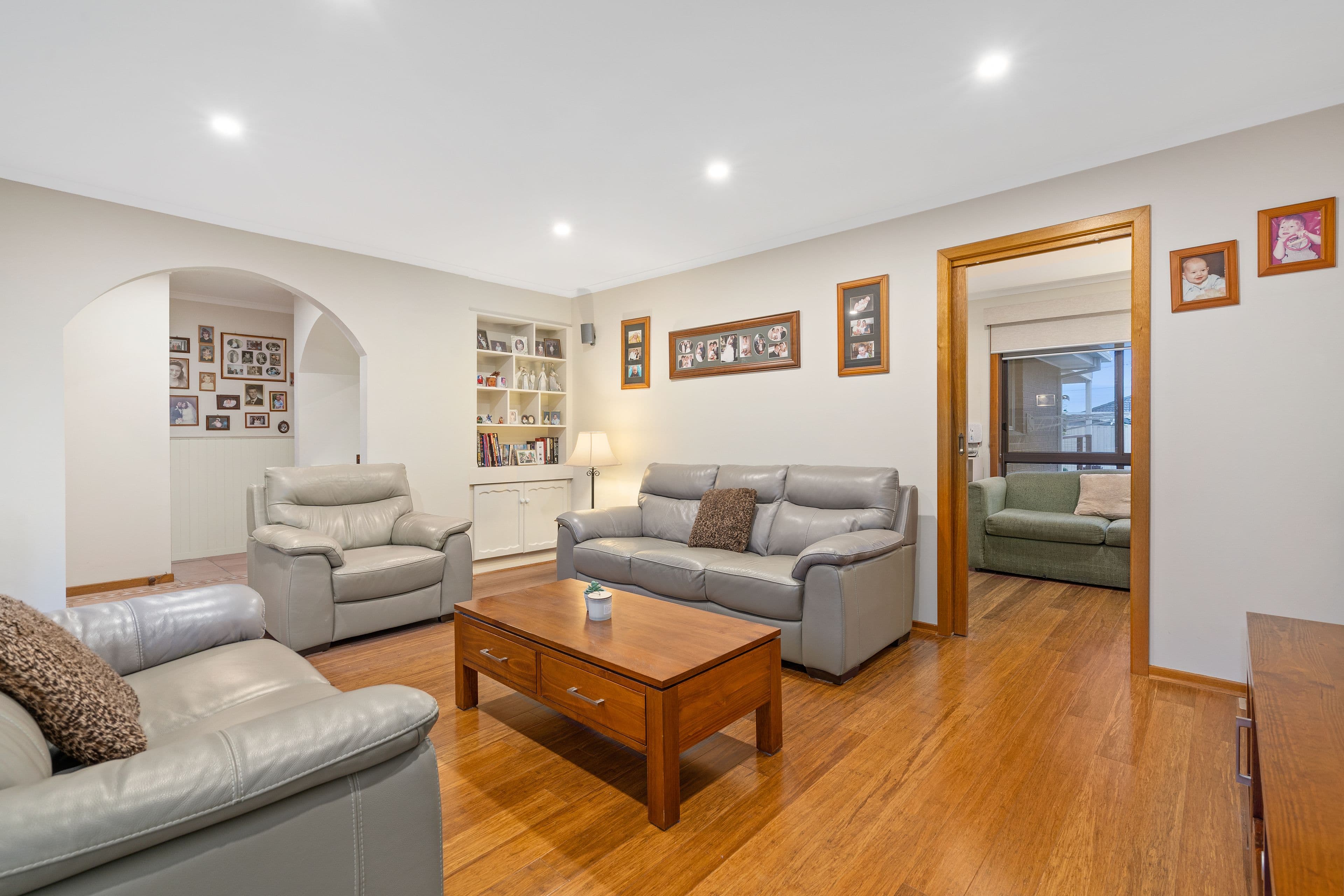 35 Cher Avenue, Bundoora VIC 3083, Bundoora - Thumbnail 2