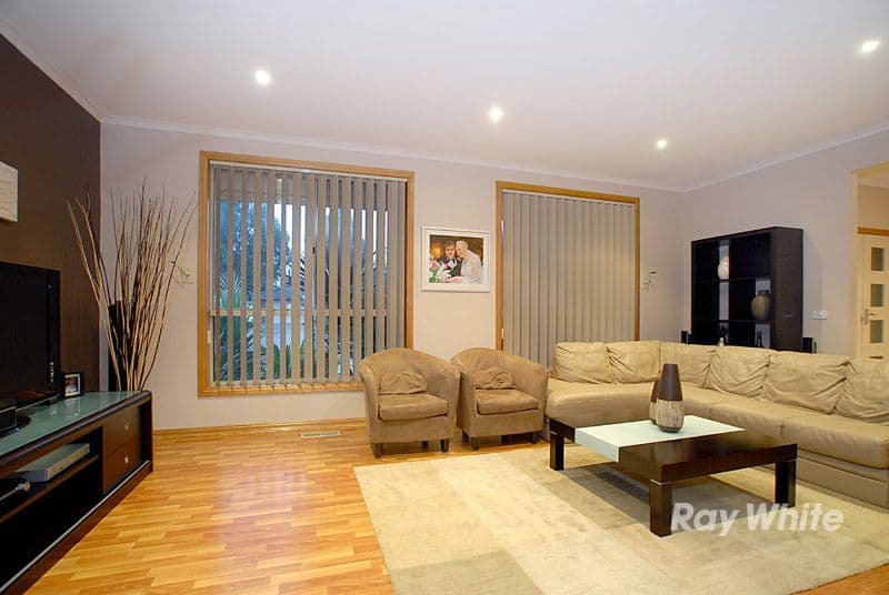 2 Sage Place, NARRE WARREN VIC 3805, Narre Warren - Thumbnail 5