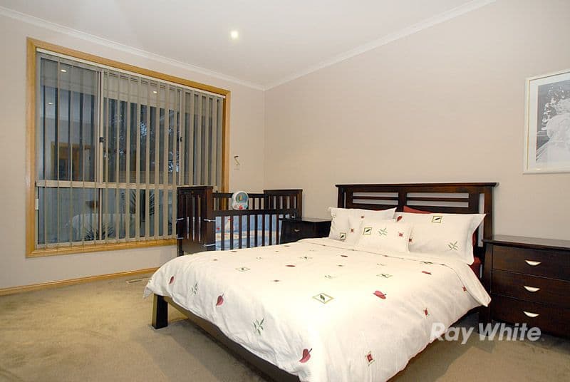 2 Sage Place, NARRE WARREN VIC 3805, Narre Warren - Thumbnail 7
