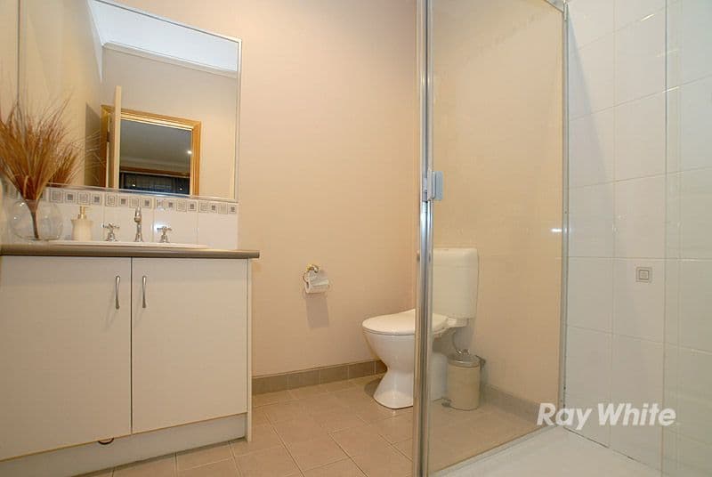 2 Sage Place, NARRE WARREN VIC 3805, Narre Warren - Thumbnail 8