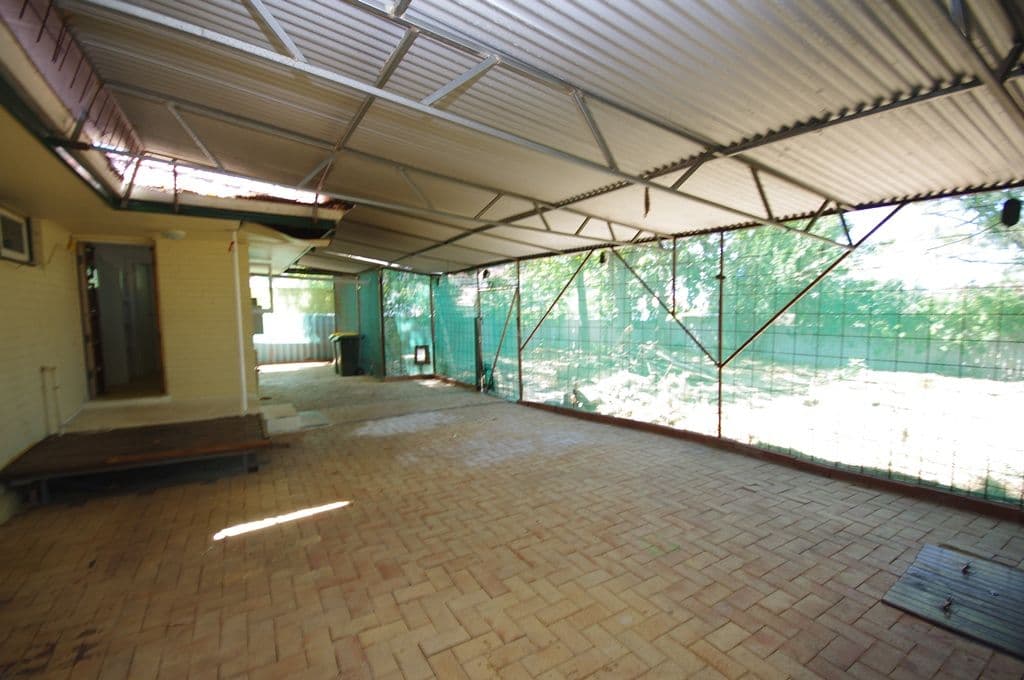 35 Ellerby Way, KOONDOOLA WA 6064, Koondoola - Thumbnail 3