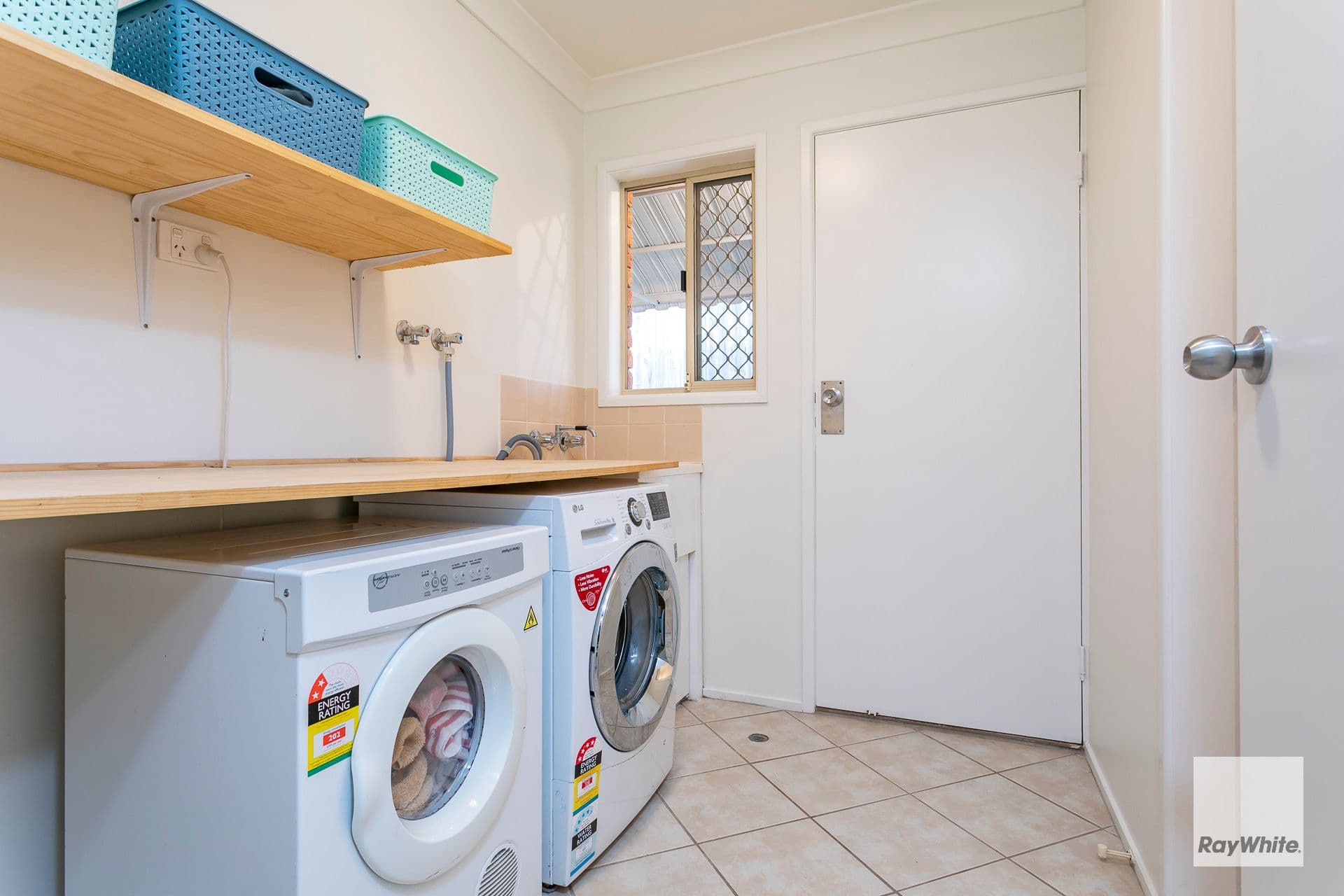 6 Mark Street, Redland Bay QLD 4165, Redland Bay - Thumbnail 5