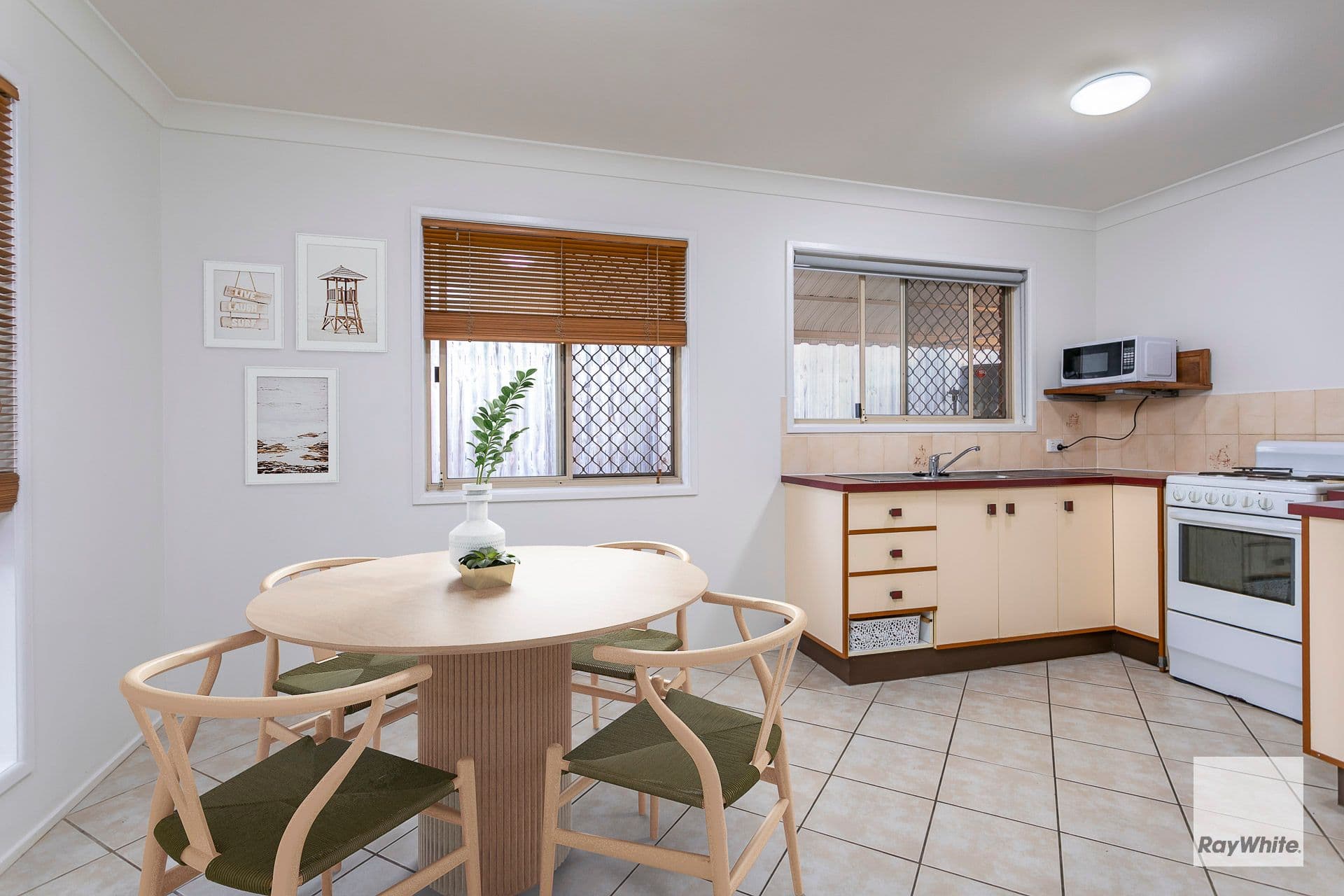 6 Mark Street, Redland Bay QLD 4165, Redland Bay - Thumbnail 7